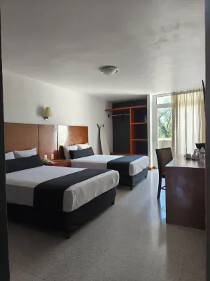 Hotel Central