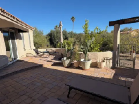 Carefree Nights, Sunny Days-Private Retreat