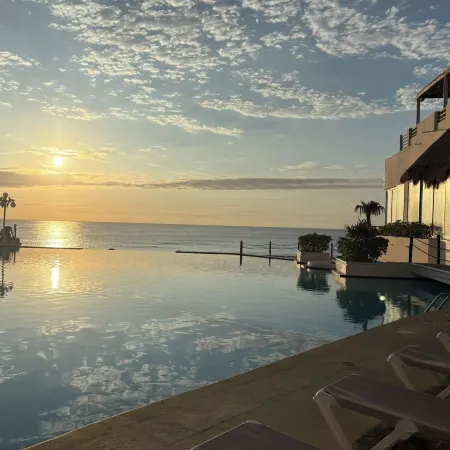 Cancun Plaza Condo Apartment