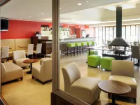 Ibis Styles Louvain-la-Neuve - Hotel & Events - Quầy bar