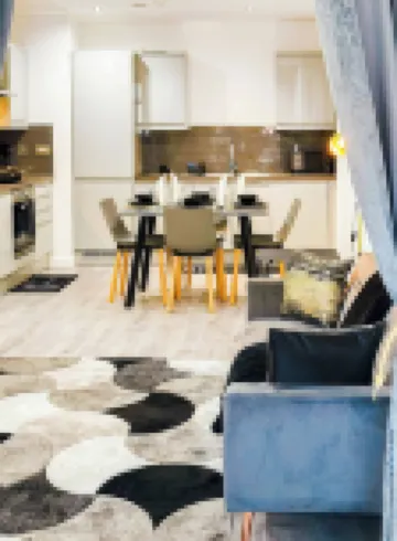 Spacious City Centre Apartment for Up to 5