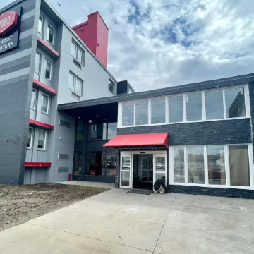 Quality Inn & Suites Thunder Bay Downtown