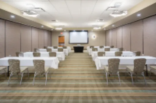 Holiday Inn RIVERTON-CONVENTION CENTER by IHG