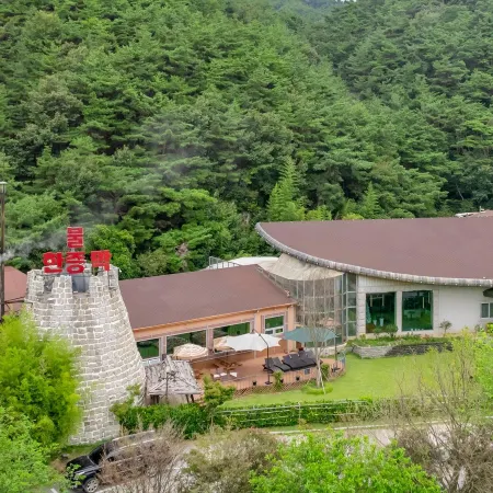 Namwon Hanjeungwonstay Pension