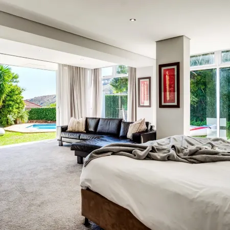 Family Home With Views Pool Garden 100 Geneva