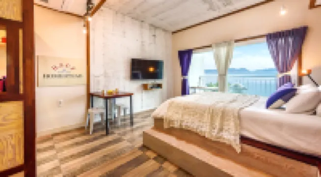 通淵Nerja 21旅館