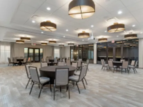 Cambria Hotel Northlake Conference Center - Roanoke Hoteles en Northlake