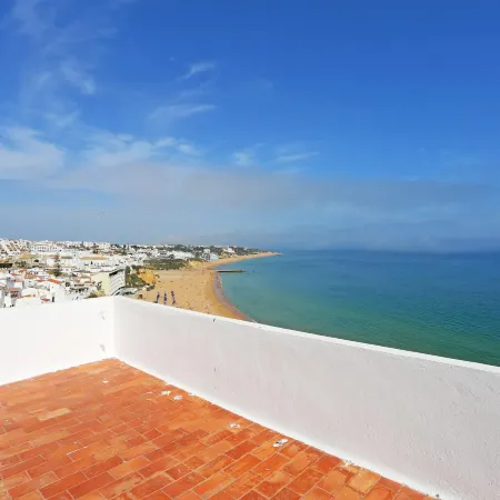 V 04 - Apartment 4 in Seacliff Albufeira