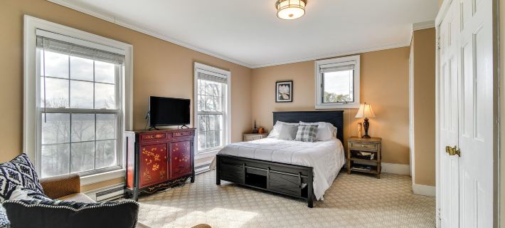 Lakefront Cayuga Retreat w/ Private Deck & Hot Tub Hotels in Cayuga County