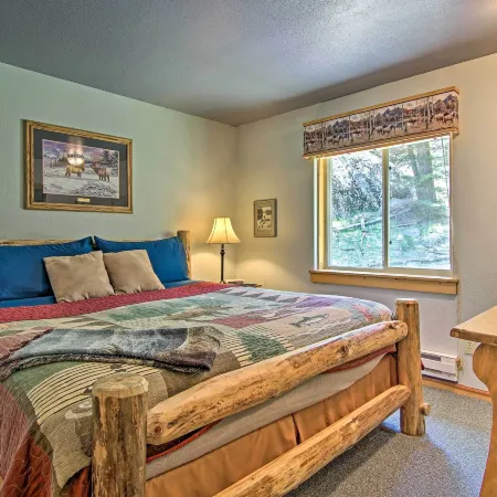 Florissant Hilltop Hideaway w/ Porch, Pond View