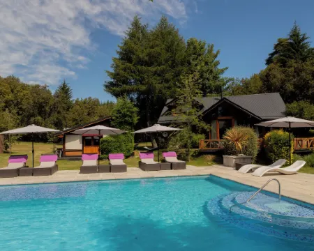 Guardianes del Bayo Hotels in Los Lagos Department