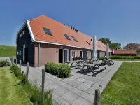 Wemeldinge Group Retreat Hotels in Wemeldinge