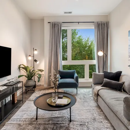 Lux 2BR Apt Downtown at Yale