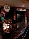 Armon Plaza Montreal Airport - bar