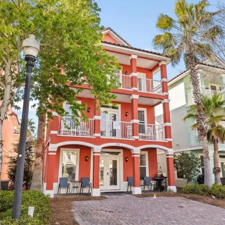 6BR Beach Home 5-min Walk to Ocean Resort Pool