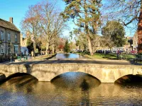 Cottage in Cotswolds With Hot Tub & Garden - Jacuzzi