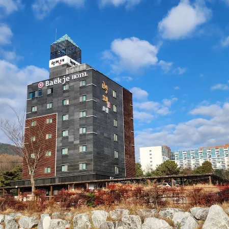 Baekje Hotel