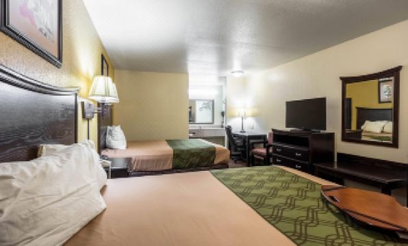 Econo Lodge Inn & Suites Searcy