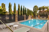 La Quinta Inn & Suites by Wyndham Fairfield - Napa Valley - Pools