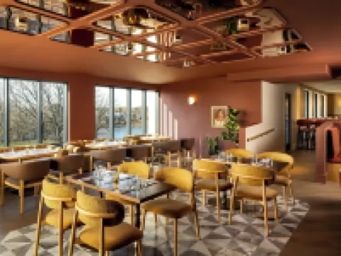 Claramount Club Hotels in Picton