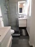 Amazing 3 bedrooms with 3  bedroom apt in the center of Beverly Hills - Homestays
