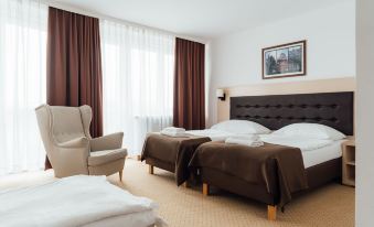 Hotel Logos