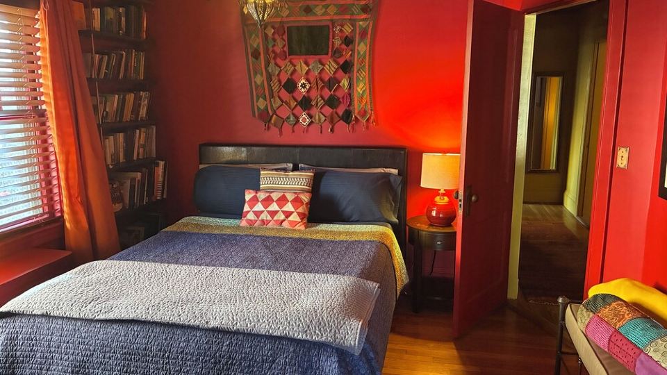 Spacious home in Harvard Square with permitted free on street parking