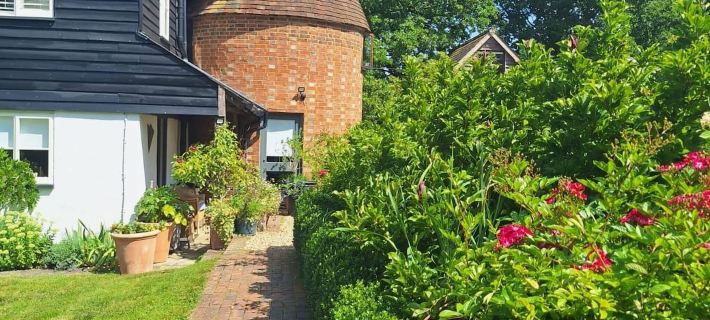 The Smarden Snug for Garden Lovers Hotels in Ashford