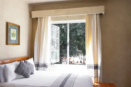 Hotel Marques Del Valle
