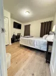 Entire Unit-5Min to M&TBank Camden Yards - Condos