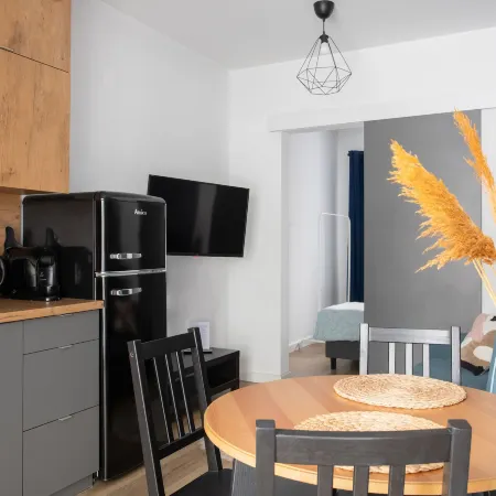 Adler Apartments
