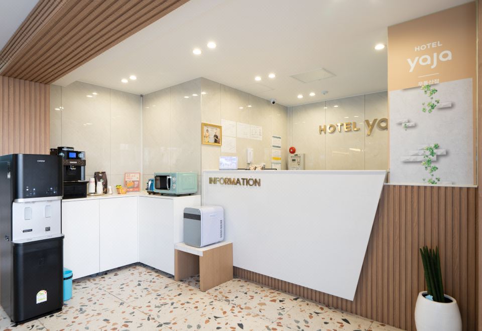 Hotel Yaja Interior