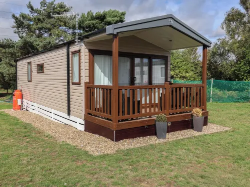 Stag Lodge, Caravan 70