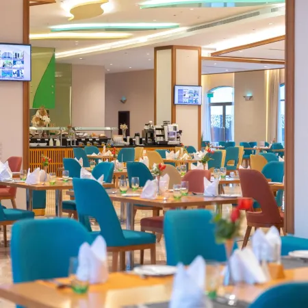 Tulip Inn Majan Hotel Отели в г. Салала
