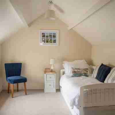 Host Stay Corner House Rooms