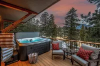 Royal Elk Lodge