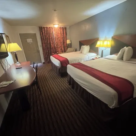 Budget Host Inn