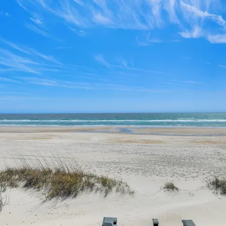 Beachfront Oasis w/ 2 Large Decks, BBQ & Views!
