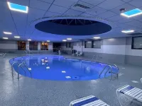 Royle Hotel Milwaukee Airport - piscine