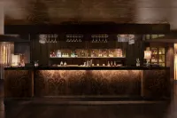 Le Méridien Mahabaleshwar Resort & Spa - bar
