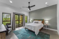 Quiet Waterfront Lake House with Private Dock - balcony