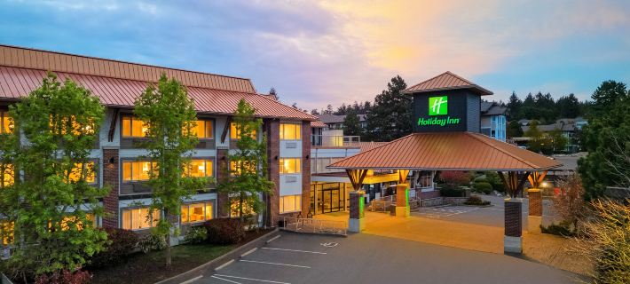 Holiday Inn VICTORIA – ELK LAKE by IHG Ξενοδοχεία στην πόλη Capital
