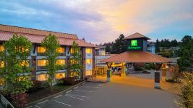 Holiday Inn VICTORIA – ELK LAKE by IHG