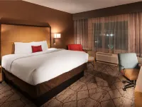 La Quinta Inn and Suites by Wyndham Corpus Christi I-37 NW Hotels in Nueces County