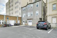 Prime Walkable Location! 2-unit Ocean City Getaway - Apartments
