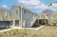 2 Mi to Nantasket Beach! Group Retreat w/ Patio - Wifi