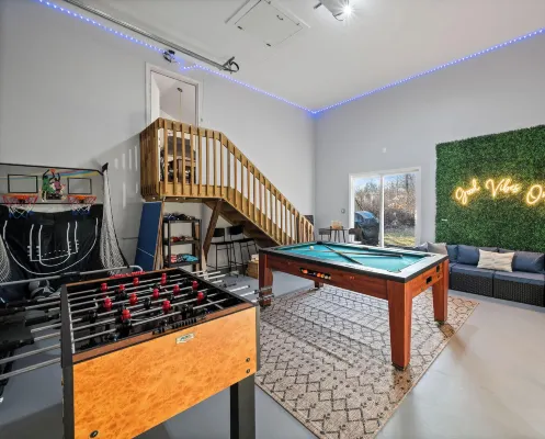 Lake Geneva Hous Family Fun With Pool Table