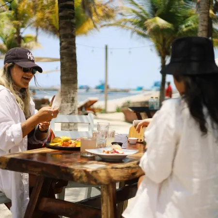 Noah Beach Hotel & Suites