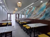 Hotel CGH Travel Inn Airport Hotels near Maloka Museum