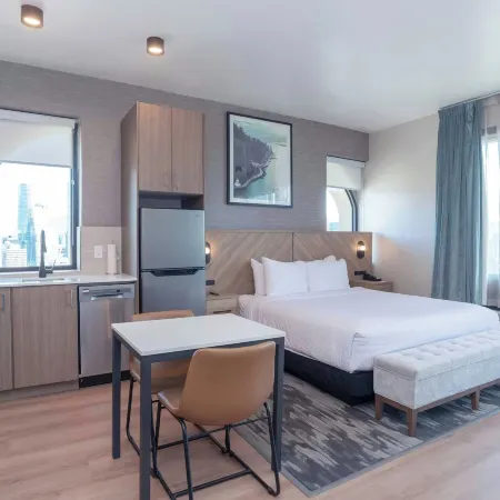 Sandman Suites Vancouver on Davie